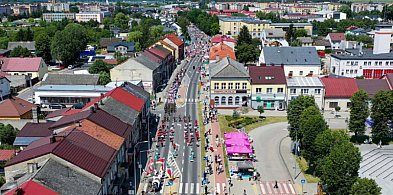 Spacerując po Kolnie napotkamy m. in. browarnika i sprzedawcę koni-50313