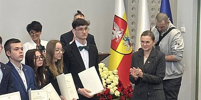 Uczennica kolneńskiego Ogólniaka uhonorowana prestiżowym stypendium