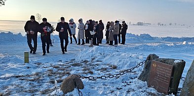 Hołd dla powstańców styczniowych w Czerwonem (foto)
