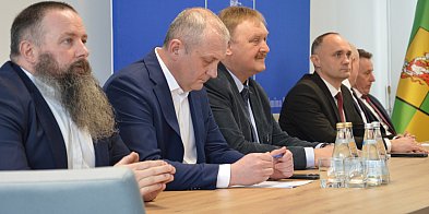 Na sesji o sytuacji w kolneńskim szpitalu