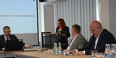 Więcej czytelników korzysta ze zbiorów biblioteki