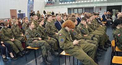 Warsztaty w ZST Kolno: Sztandar trzeba kochać i szanować-48708