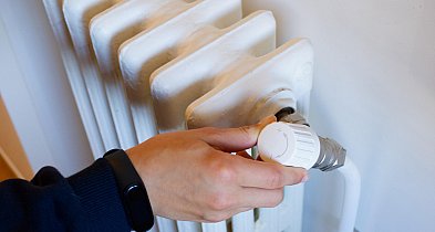 Kaloryfer zakręcony? I tak zapłacisz. Nowe prawo uderzy w lokatorów-49461