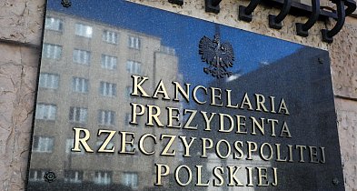 Wszystkie umowy JST mają być jawne. Ustawa skierowana do podpisu-49973