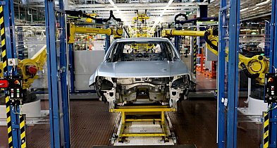 KE wycofuje się z całkowitego zakazu sprzedaży aut spalinowych-50270