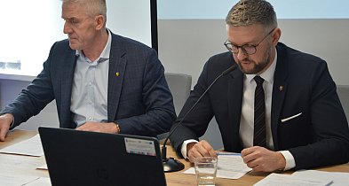 Czwartkowe decyzje radnych powiatowych (fotorelacja)