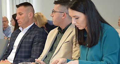 Pat na sesji powiatowej. Czy to jest kolneński (odwrócony) SAFE?