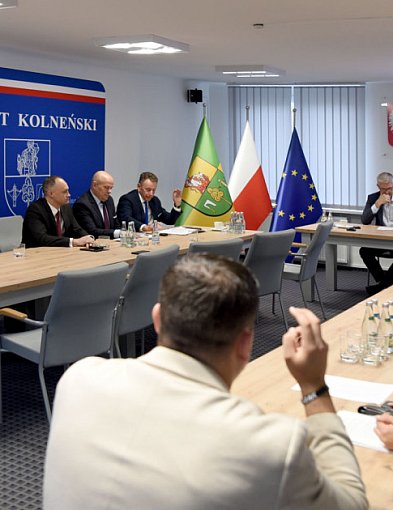 Starosta o przetargach i nowoczesnym sprzęcie komputerowym-47568