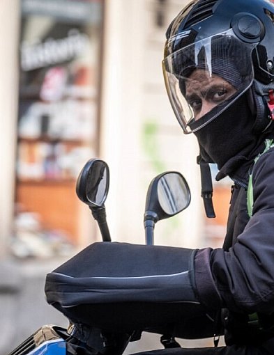 Pracodawcy RP: cudzoziemcy wykonują prace, których nie chcą Polacy-48665