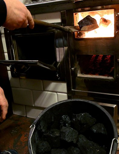 Samorządy apelują do premiera o środki na wymianę źródeł ciepła-49466