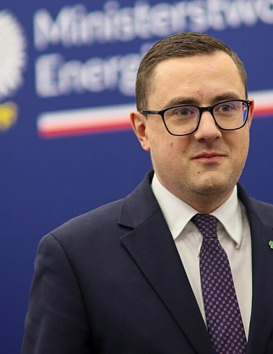 Minister energii: rachunki za prąd powinny spaść o kilka złotych w 2026 r.-49676