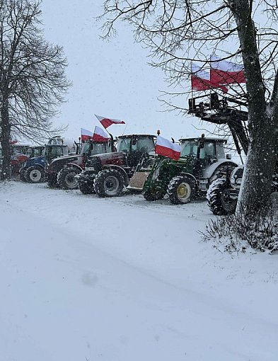 Czerwone: protest rolników przeciwko Mercosur-50650