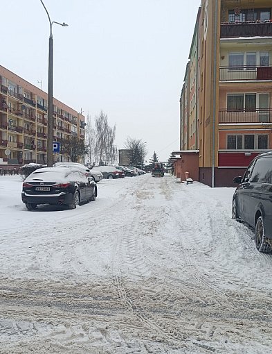 Władze Kolna: odśnieżanie chodników jest trudniejsze niż dróg