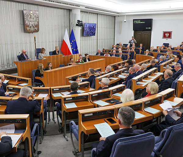 Senat przyjął bez poprawek nowelizację ustawy o dochodach samorządów-49135