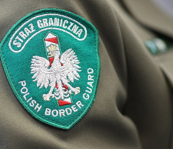 Podlaskie: funkcjonariusz SG skazany za przejechanie psa przy granicy-49302