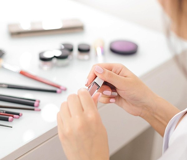 Nie używaj tych kosmetyków. GIS ostrzega przed produktami-49774