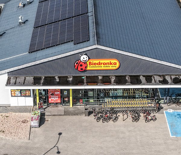 Biedronka zapłaci potężną karę. Sieć kusiła niejasną promocją-49829