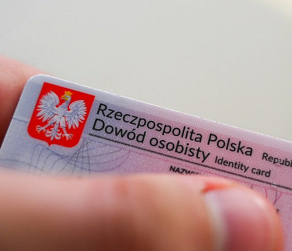 Nie musisz już biec do fotografa. Zdjęcie do dokumentów zrobisz w domu-50298