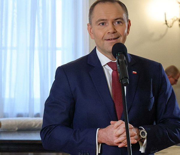 Prezydent podpisał ustawę o obowiązku publikacji umów jednostek sektora finansów..-50385