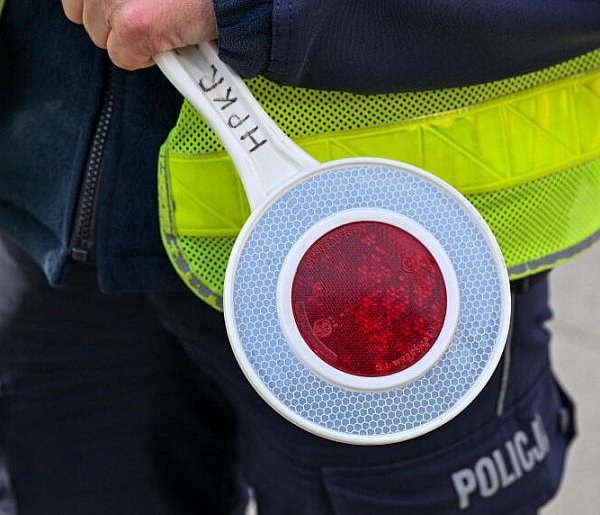Policja: w drugi dzień świąt ponad 12,5 tys. interwencji-50543