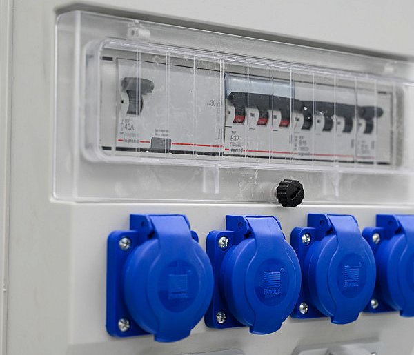 Dostawcy prądu pod presją. Te zmiany odczują odbiorcy-50788