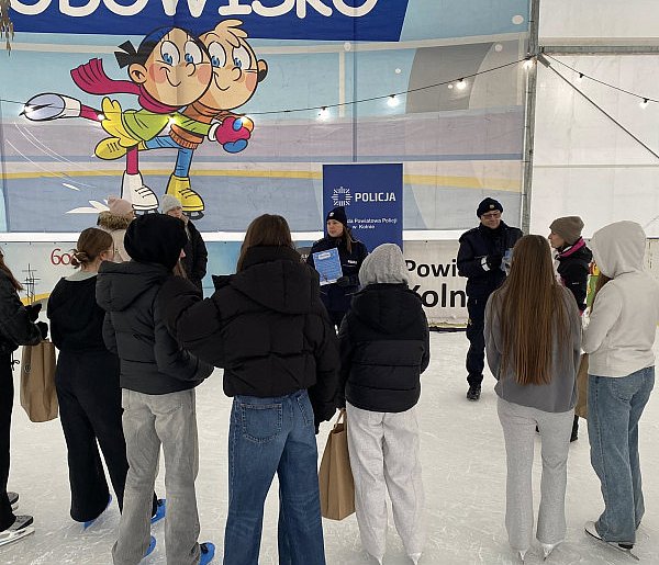 Turniej łyżwiarski w Kolnie pod znakiem bezpieczeństwa-51103