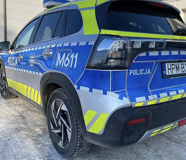 Policjanci ze Stawisk mają nowe auto