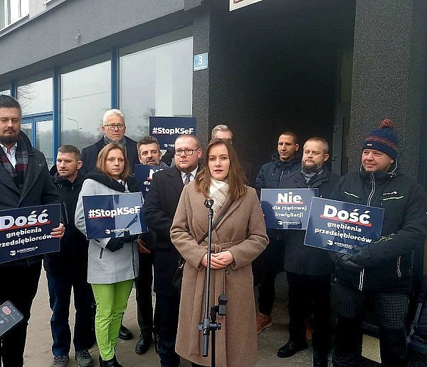 Bosak: system e-Faktur nie jest gotowy; Konfederacja żąda wstrzymania jego wejścia