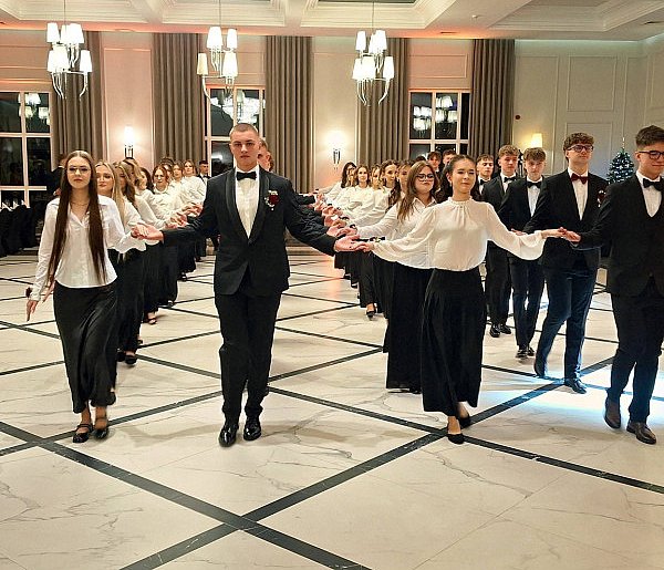 Studniówka 2026 w kolneńskim Ogólniaku