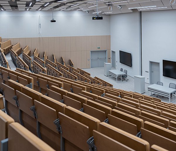 Białystok/ Gotowy jest gmach nauk humanistycznych uniwersytetu