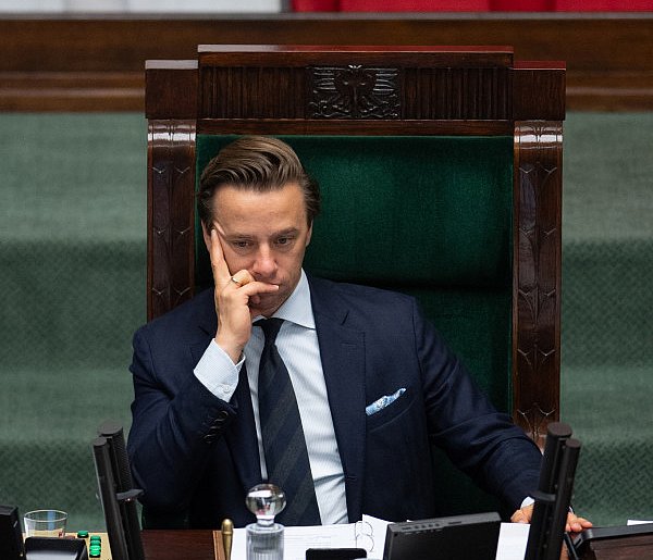 Bosak: pohukiwania na opozycję nie uczynią polskiej polityki bardziej asertywną