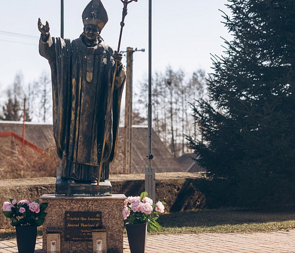 „Rz": Wojtyła nie krył pedofili