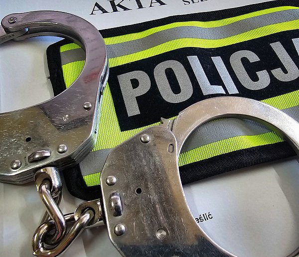 Służby rozbiły grupę pośredniczącą w nielegalnym zatrudnianiu cudzoziemców