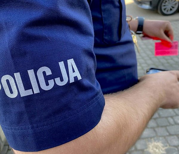 19-latka i 21-latek stracili prawa jazdy na 3 miesiące