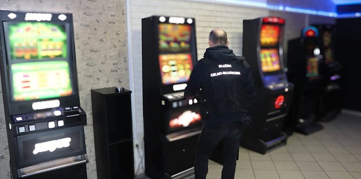 KAS zlikwidowała 4 nielegalne salony gier-49082