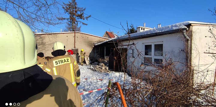 Wybuch gazu w domu wielorodzinnym-51055