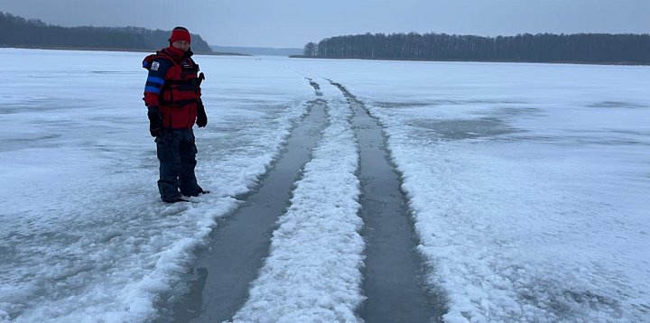 Raport: Grubość lodu na jeziorach Mazur