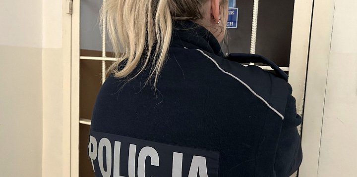 Znieważyła policjantów, którzy przyjechali jej pomóc