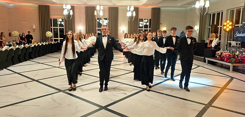 Studniówka 2026 w kolneńskim Ogólniaku