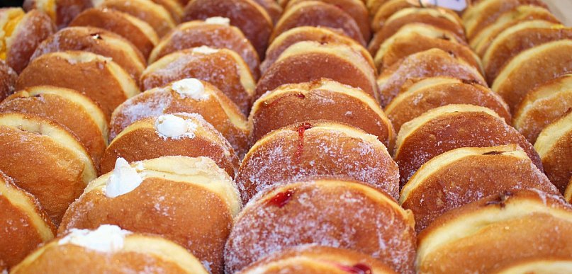 Lekarz w tłusty czwartek: z każdą tradycją powinniśmy zachować zdrowy rozsądek