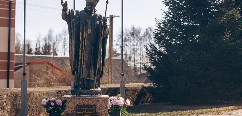 „Rz": Wojtyła nie krył pedofili