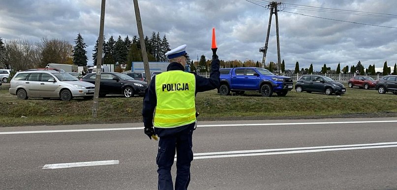 Kierowca uciekał przed policjantami, bo był pijany