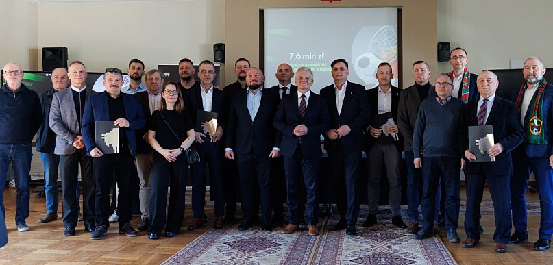 Środki dla kolneńskiego Orła i GKS Stawiski