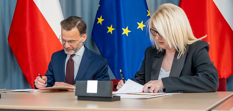 Burmistrz Stawisk podpisała umowę z wojewodą