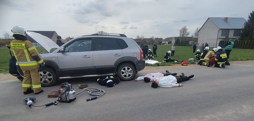 Wiosenne ćwiczenia jednostek OSP w Czerwonem