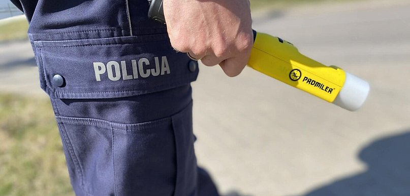 Kierowca Forda zaskoczony przez drogówkę: Co wykazał alkomat?