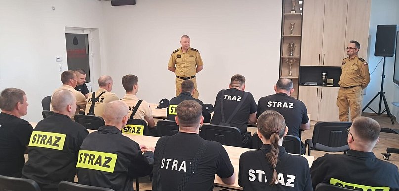 Przystąpiło do niego 33 strażaków. Za nimi udany egzamin