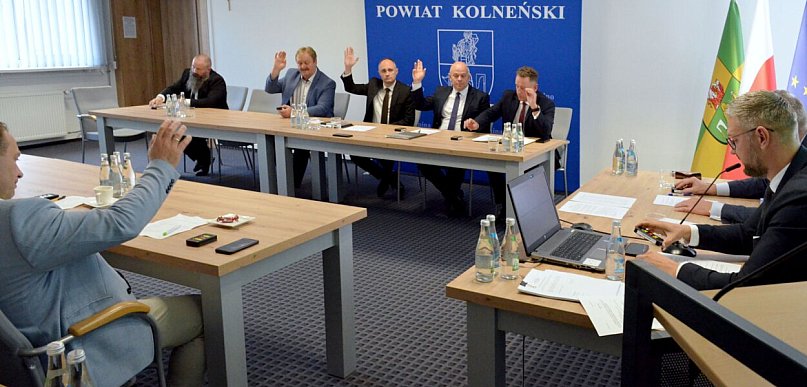 Zarząd Powiatu Kolneńskiego z absolutorium i wotum zaufania