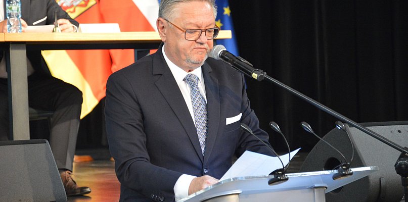 Radni ustalą wynagrodzenie burmistrzowi Kolna - 48567