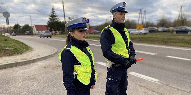 Kolno: Policjanci czuwają na bezpieczeństwem - 49007